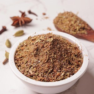 3.3M views · 10K reactions | Homemade Chai Masala with techniques on how to use it for the perfect cup of chai. Written Recipe: https://bit.ly/2E8ZnCj Follow me on Instagram: https://www.instagram.com/aartimadan/ #ChaiMasala #MasalaChai #Chai #RecipeVideo #Recipes #AartiMadan | Aarti Madan | Facebook