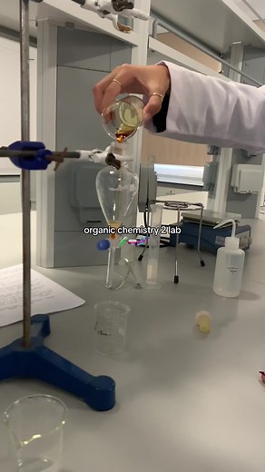 bridget. pharmacy student (@bri_dgetark256) - Exploring Acid-Base Extraction in Organic Chemistry 2 Lab