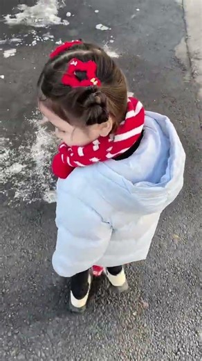 Capturing Every Detail: My Kid's Hilarious Life & Daily Walks