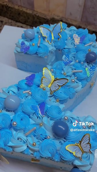 Order Custom Cakes Every Day - Quick and Easy!