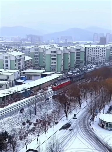 Sáng nay cùng mình tới Laojunshan - núi Lão Quân để ngắm tuyết nha #explorechina #traveltiktok #fyp #china #travel