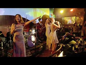 ミラーボールズ、ガールズジャストワナハヴファン
