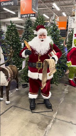 Santa Claus and Reindeer Animatronics at Home Depot | Magical Christmas Display