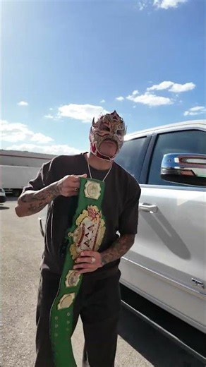 El Campeón Mundial Crucero AAA, Rey Fenix, llegó a Mérida 🔥☀️