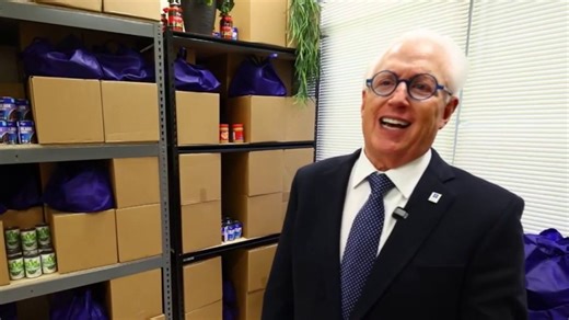 New Hank Aaron Academy food pantry to serve 100  students