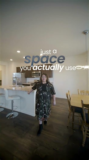 Inside 1882 Southern Cicle | Beautiful Home Tour in Pingree Grove, IL