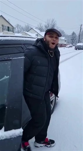 ENJOYING THIS SNOW DAY IN COLUMBUS OHIO 👌🏽👌🏽 #funny #crazy #snow #viral #fyp