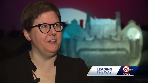 Young performer shines in 'Billy Elliot' musical in Shawnee, Kansas