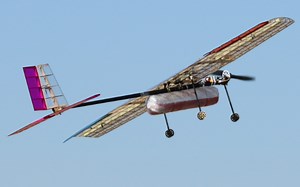 飞行不够风景来凑——中航大航模队/CADC飞行快闪集锦