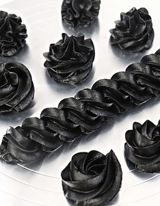 Black Buttercream That Doesn't Stain