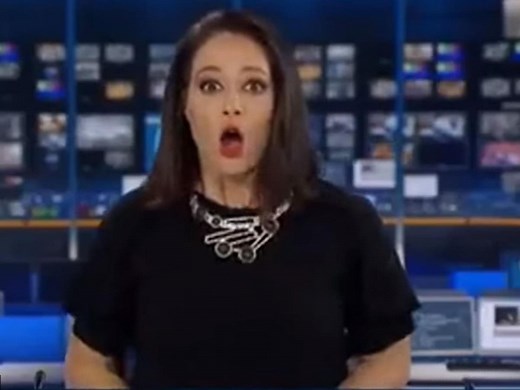 Australian ABC anchor misses her cue on live TV