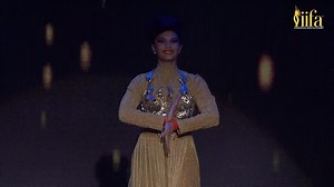 The beautiful birthday girl Jacqueline Fernandez entertained the audience with a brilliant performance at #IIFARocks 2015 in Kuala Lumpur! 💃🏻 #HappyBirthdayJacquelineFernandez #IIFA #Bollywood #JacquelineFernandez | IIFA Awards