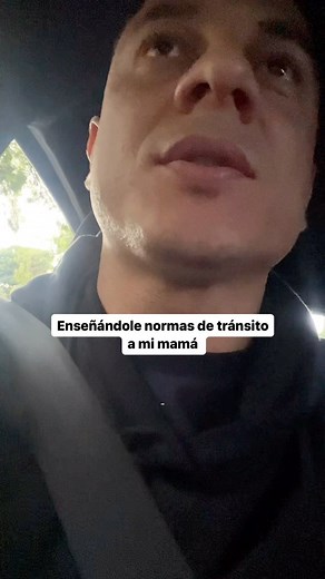 1.6M views · 51K reactions | Típs para que tu madre aprenda normas de tránsito | Jhonatan pino. | Facebook
