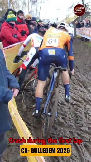 Crash during the first lap/CX Gullegem 2026