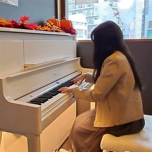 【センチュリオンホテル池袋】TOMORROW (岡本真夜) (一部のみ)【ストリートピアノ即興】/ TOMORROW (Mayo Okamoto)