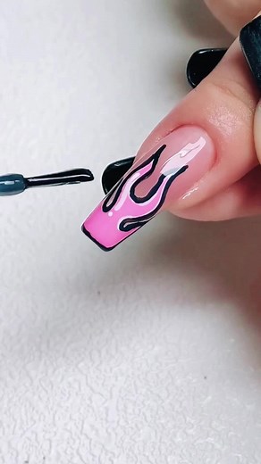 A easy way to create fire nail#firenail #firenailart #nailtutorial #nailtechcheck #simplenailart #easynailart #easynailsathome #pinknails #nailpen #nailsarts #naildesigns