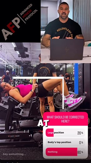 Hip trust tutorial 👇🏻 At the top of a hip thrust (the “lockout”), your body should ideally form a flat “tabletop” position. Here is the checklist for perfect form at the top: 1. Shoulders to Knees: There should be a straight line running from your shoulders, through your hips, to your knees. Your thighs and torso should be roughly parallel to the floor. 2. Vertical Shins: Your shins should be vertical (perpendicular to the floor). If your feet are too far forward, you’ll feel it in your hamstr