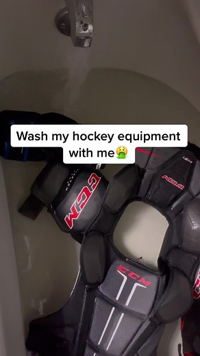 Cleaning Hockey Equipment: Mold Removal Guide