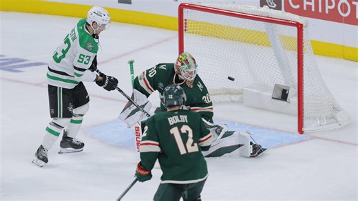 Johnston thriving on power play for Stars in West 1st Round