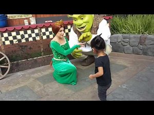 Universal studios shrek