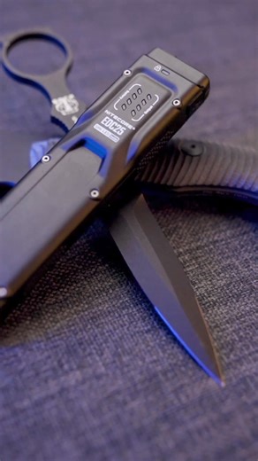 Here's a tip to use the Nitecore EDC25 discreetly for near distance tasks. The EDC25 is versatile and compact for everyday carry, while providing powerful illumination on demand. Pre-order the EDC25 here - https://www.nitecorelights.com/products/edc25-3000-lumens | Nitecore Lights