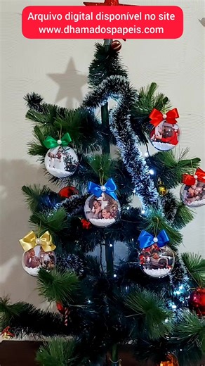 Está chegando o Natal... uma época linda para reunir a família e celebrar o amor, a união, o afeto e renovar as energias para o novo ano que se aproxima❤️ Arquivo digital disponível no site www.dhamadospapeis.com . . . . . . . . . . . . . . . . . . . . #natal2025 #natal #bolinhadenatal #papelariapersonalizada #dhamadospapeis_designer