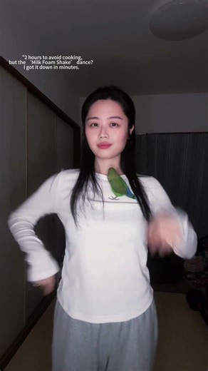 Nighttime dance for better sleep #dance #easydance #beginnerdance # #youtubeshorts #零基础学舞蹈
