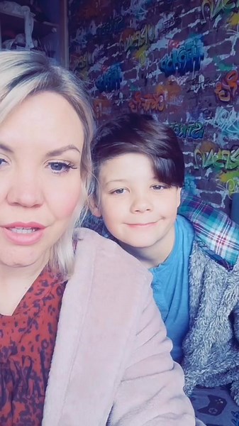 Adele Robinson (@adele2226)’s videos with