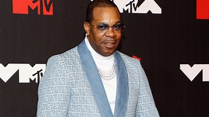 7.6K views · 107 reactions | Busta Rhymes opens up about experiences he's faced that motivated him to 'transform' his body. | Entertainment Tonight | Facebook
