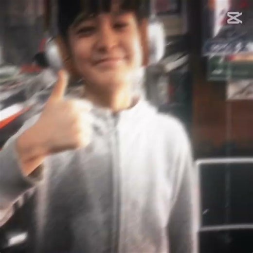 Two music headphone Bluetooth headphone models SD 1105 and SD 1001 SODO headset #millenniumcomputer