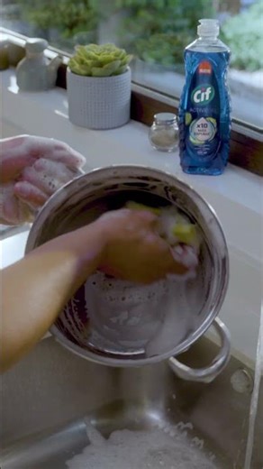 Nuevo CIF Active Gel