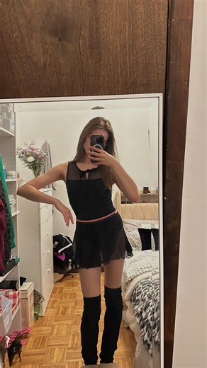 Rachel Mortensen on Instagram: "Just twirlin’ around in my new set from @ballessimo_ 🤭 leo, skirt and leggies all from them… how CUTE! - - - - - #ballet #bolshoiballet #bolshoiballetacademy #ballerina #vaganova #worldwideballet #dance #music #dancelife #viral #dancersofinstagram #aspiringballerina #pointeshoes #suffolksolo #russianpointe #ballet_a #balletclub #balletaddiction #trending #dancer #dancers #love #instagood #instamood #instalove #flexibilty #practice #fashion #mtl"