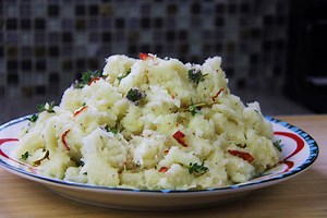 Learn how to make Caribbean Buttered Cassava (manioc or yuca) with simple step by step instructions from Chris De La Rosa of CaribbeanPot.com #glutenfree #vegetarian you'll need.. 2 lbs cassava (frozen) 1 teaspoon salt water 4-5 tablespoon salted butter 1 teaspoon dried pimento pepper flakes (optional) thyme 1/2 teaspoon black pepper For more classic Caribbean recipes, please go to http://www.CaribbeanPot.com | Caribbean Pot