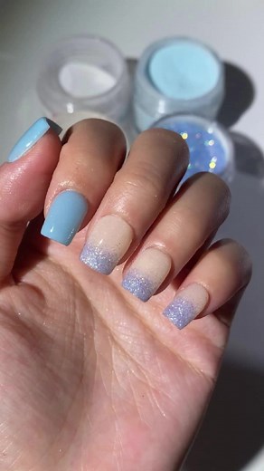 Day 1 nails dipping manicure tutorial 💅 shimmering ombré effect design 🙋‍♀️ #dipnails #dippowder #ombrenails #thenagaia #pastelnails #dippowdernails #dippowdernailsathome #nagaiadipkit #nails💅 #diynails #fyp