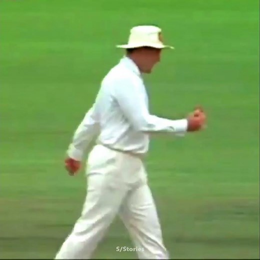 Shane Warne Three Brilliant Dismissals Vs Simon Doull in Test Cricket - Classic Bowling by Warne