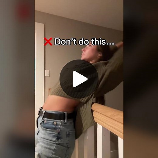 Cracking your back to alleviate low back pain can result in injuries since the body does not respond well to forced movements. Instead, I suggest lying down on the floor in a gentle manner and elevating your legs to a 90° angle to alleviate low back pain. This technique eliminates any hip and pelvis rotation, which places the body in a neutral position, and offers a gentle relief for low back pain. Comment below👇 if you tried cracking your back before?? Credit: @sierradacre #chiro #chiropractor