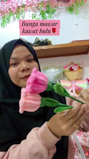 Bunga Mawar dari Kawat Bulu: Cara Membuat Pipecleaner Rose 15cm
