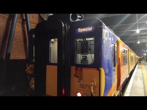 (Final Day's Service) - SWR - Class 455 - (727-871) - at Wimbledon Station - Platform 5 - 23/12/2025