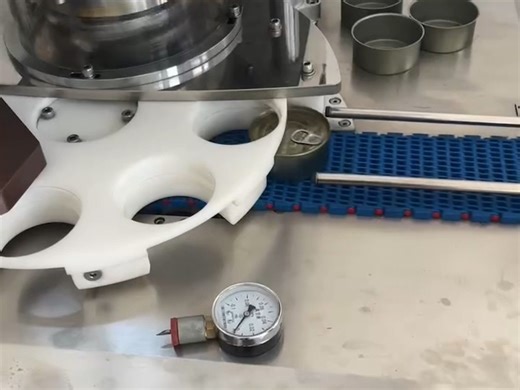 全自动抽真空封罐机…调试完毕…Fully automatic vacuum sealing machine检测真空度正常…已亲测…