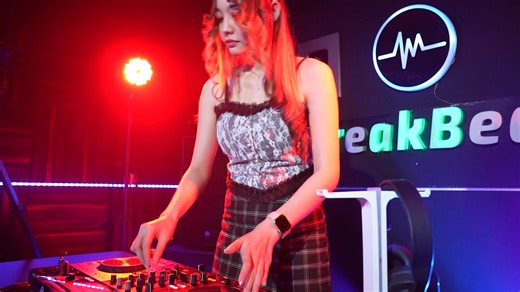DJ Siapa Benar Siapa Salah BreakBeat Remix Full Bass With DJ Tiara Queen ​​CUMA 80 RIBU SPEAKER FULLBASS GRATIS MIC BUAT KARAOKE https://s.shopee.co.id/2LMvMeYNNc | Studio BreakBeat
