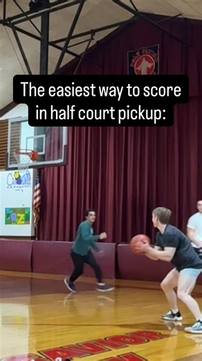 Mastering the Quick Pass Back in Basketball