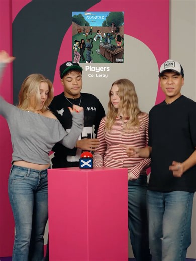 Chiara lässt den Buzzer stehen – Ein lustiger Moment!