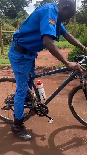 Punguluu 😂😂😂😂 | Mkalla Mwambodze