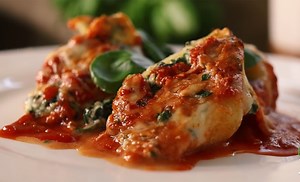 I crave these spinach and ricotta shells 😍