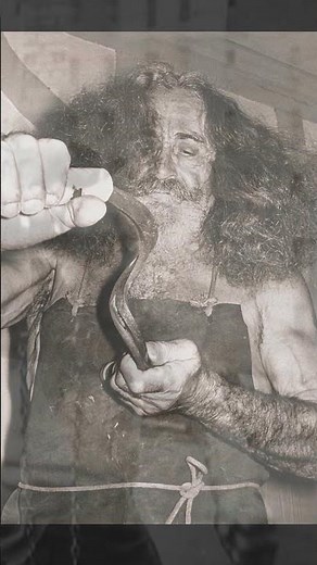 The Mighty Atom - Joseph L. Greenstein