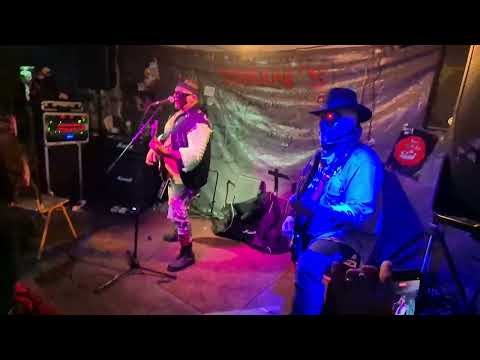 Intox Leader - Chuis un feignant je suis ministre @ Le Moun's - 17 Octobre 2025