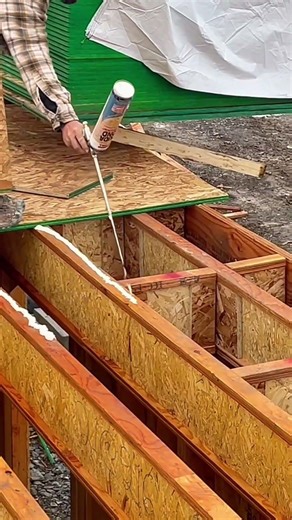Satisfying Subfloor Glue Application | Construction Short