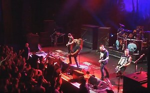 VOLBEAT Joined By JUNGLE ROT Frontman On Stage In Chicago (Video)