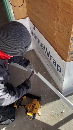 This video shows an inside and an outside corner on the flashing detail. Once you get the hang of it it’s fairly straightforward. Depending on the shape of the drip cap, you can do outside corners in once piece as well. I typically one piece the outside corner only when the drip edge comes down 90° or it’ll look funny. Note- that’s is the existing Tyvek from the concrete stair install, I overlap my Tyvek over the flashing. And another note, the overhead porch extends 10’ past this door 👍 I hope