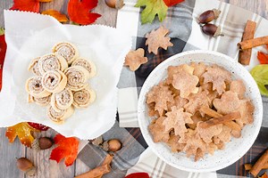 Pie Crust Cookies - Devour Dinner | Cinnamon Pie Crust